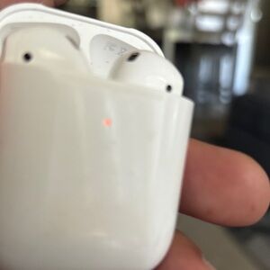 Apple White Wireless Earbuds with Case